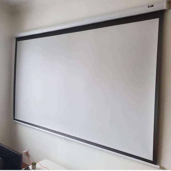 Elite Screens 100-INCH Manual Pull Down Projector Screen 16:9 Diagonal 4K - Picture 1 of 7
